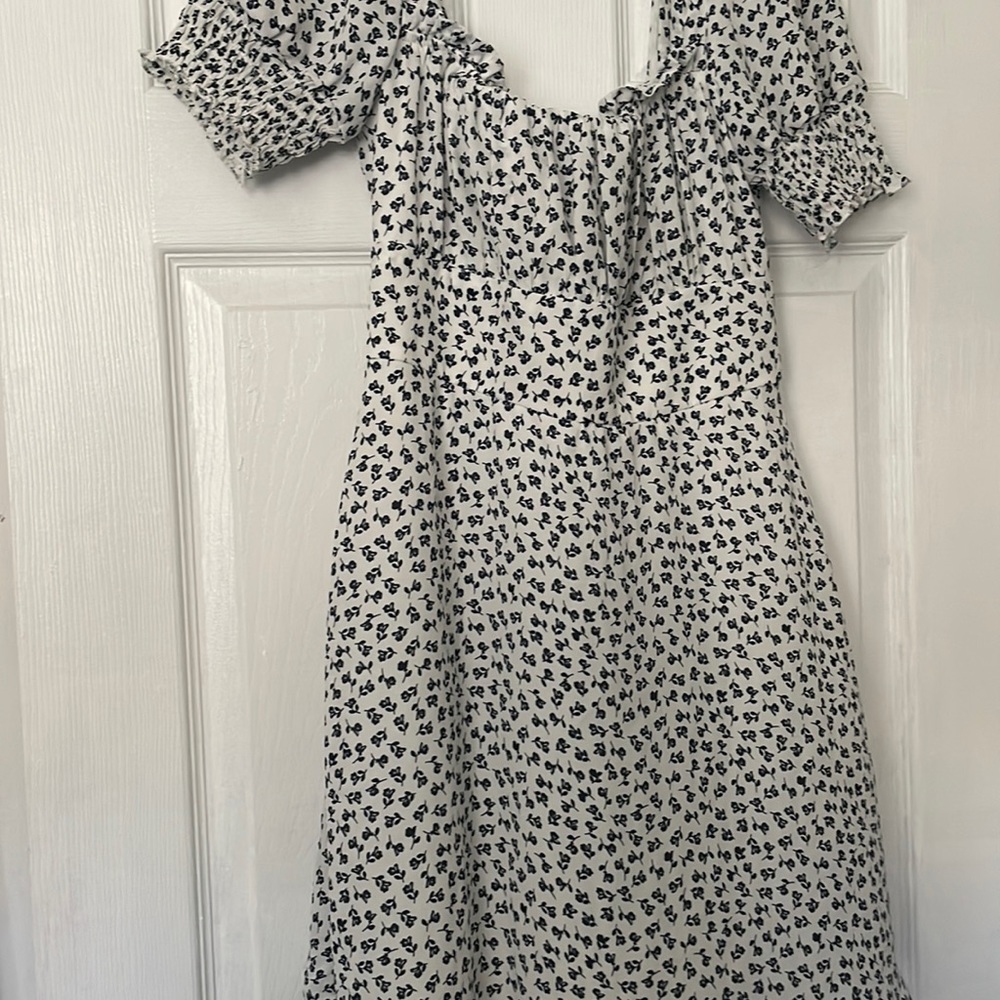 Floral navy blue and white dress